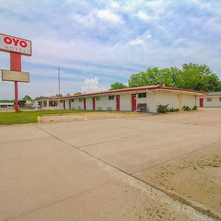 Oyo Hotel Mcalester Ok S Main St Екстериор снимка